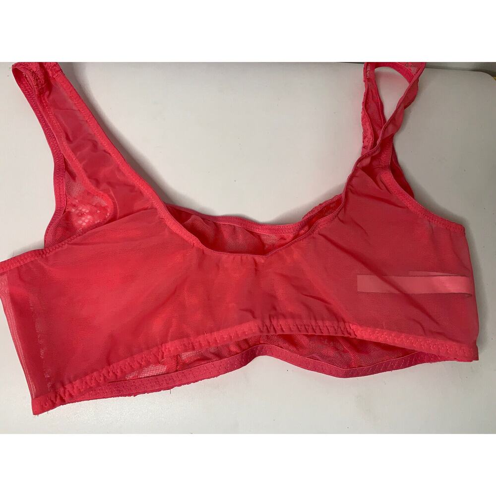 Victorias Secret Pink Lace Unlined Wireless Bralette Bra Pink Medium New Sheer - Picture 3 of 4